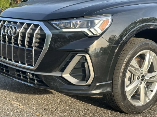Used 2024 Audi Q3 2.0T Premium Plus w/ Premium Plus Package AWD/4WD image 8