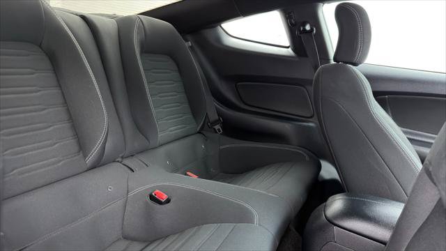 Used 2016 Ford Mustang GT w/ GT Performance Package RWD image 18
