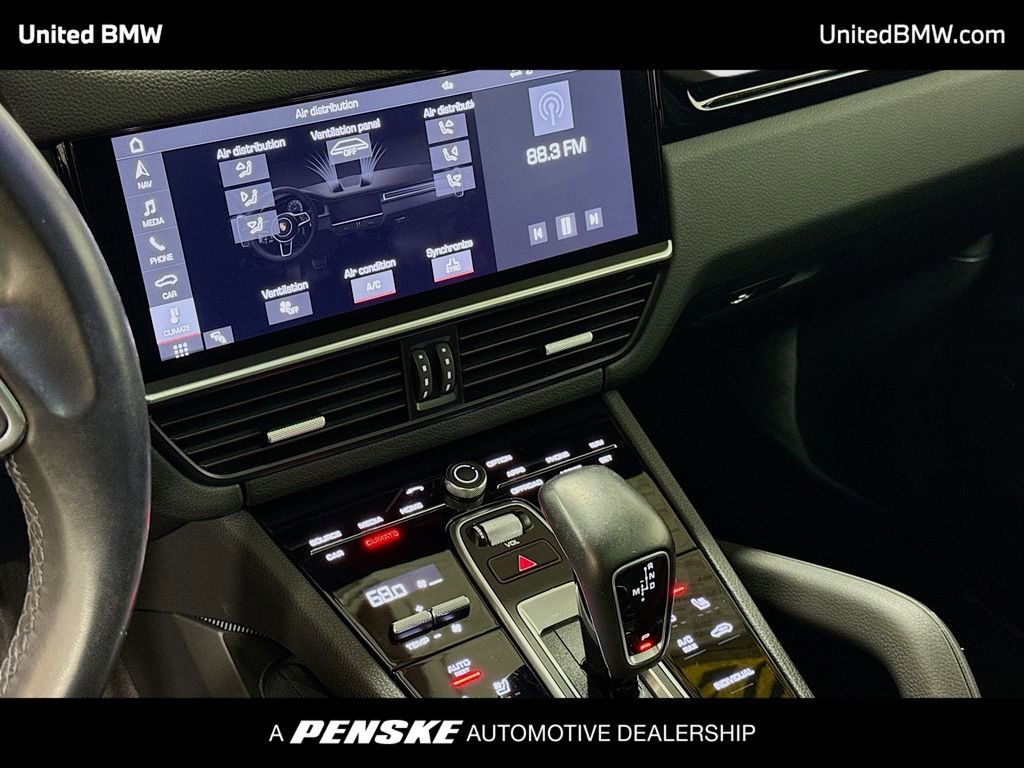 Used 2020 Porsche Cayenne image 11