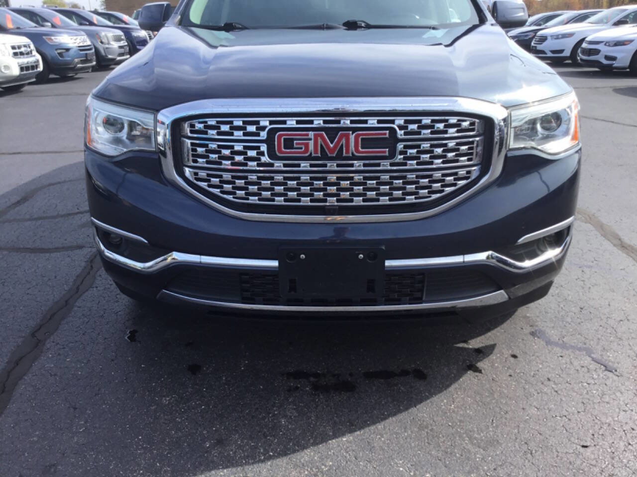 Used 2019 GMC Acadia Denali w/ Technology Package image 3