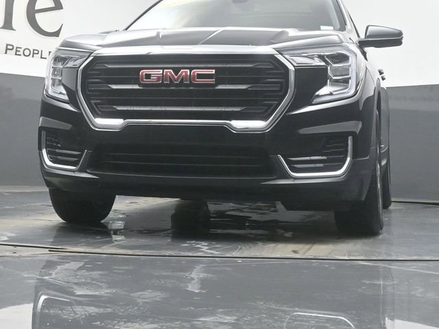 Used 2023 GMC Terrain SLE w/ Driver Convenience Package image 55
