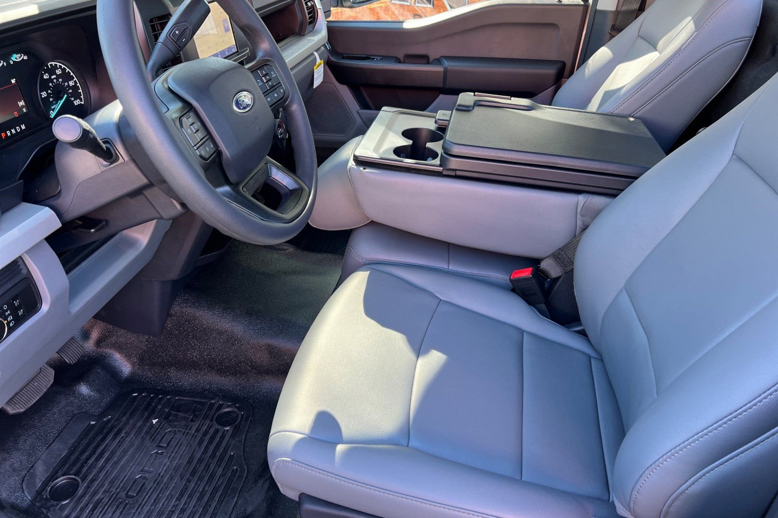 New 2026 Ford F550 2WD Regular Cab Super Duty image 10