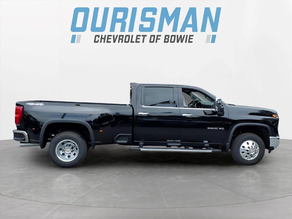 New 2026 Chevrolet Silverado 3500 LTZ w/ LTZ Plus Package AWD/4WD image 2