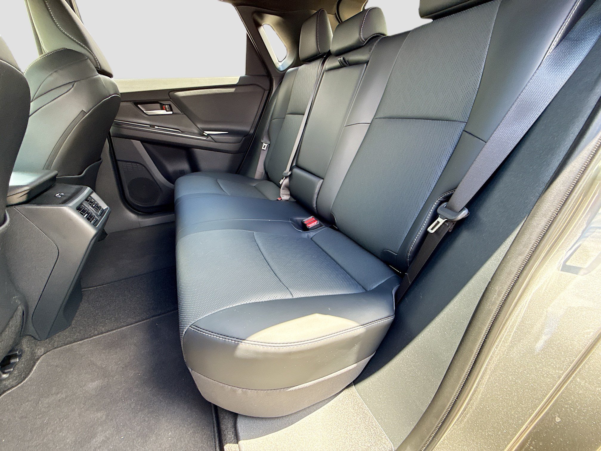 New 2026 Subaru Solterra AWD/4WD image 19