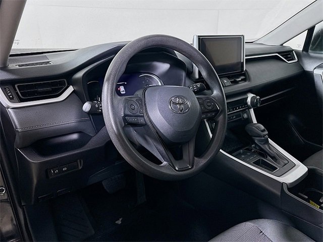 Used 2024 Toyota RAV4 XLE image 9