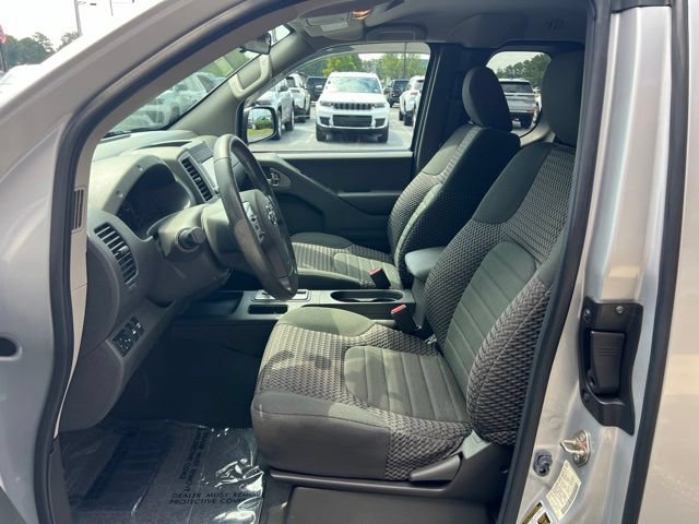 Used 2019 Nissan Frontier SV AWD/4WD image 7