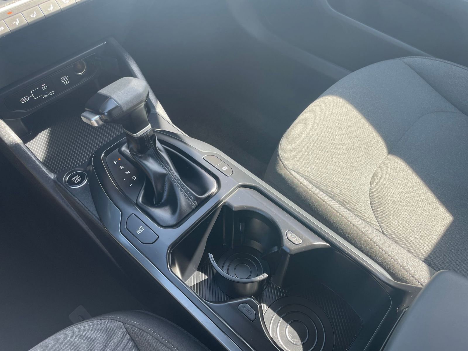 Used 2025 Kia K4 LXS image 41