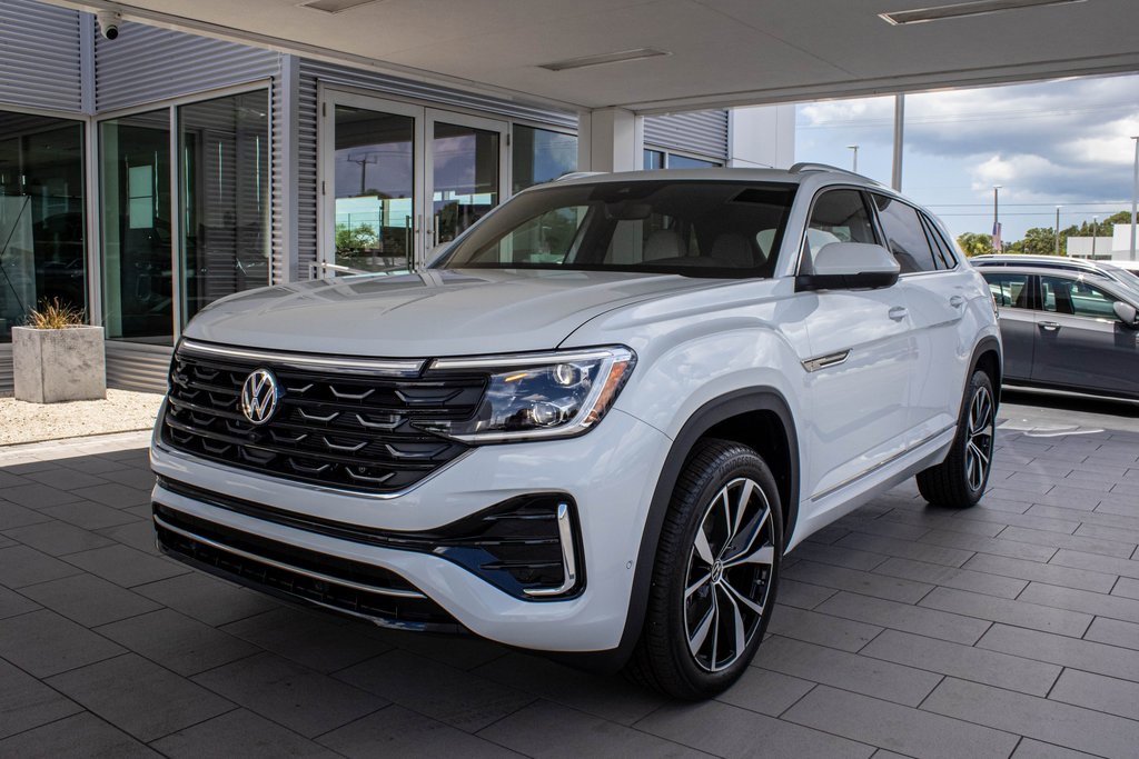 New 2025 Volkswagen Atlas Cross Sport SEL Premium R-Line image 11