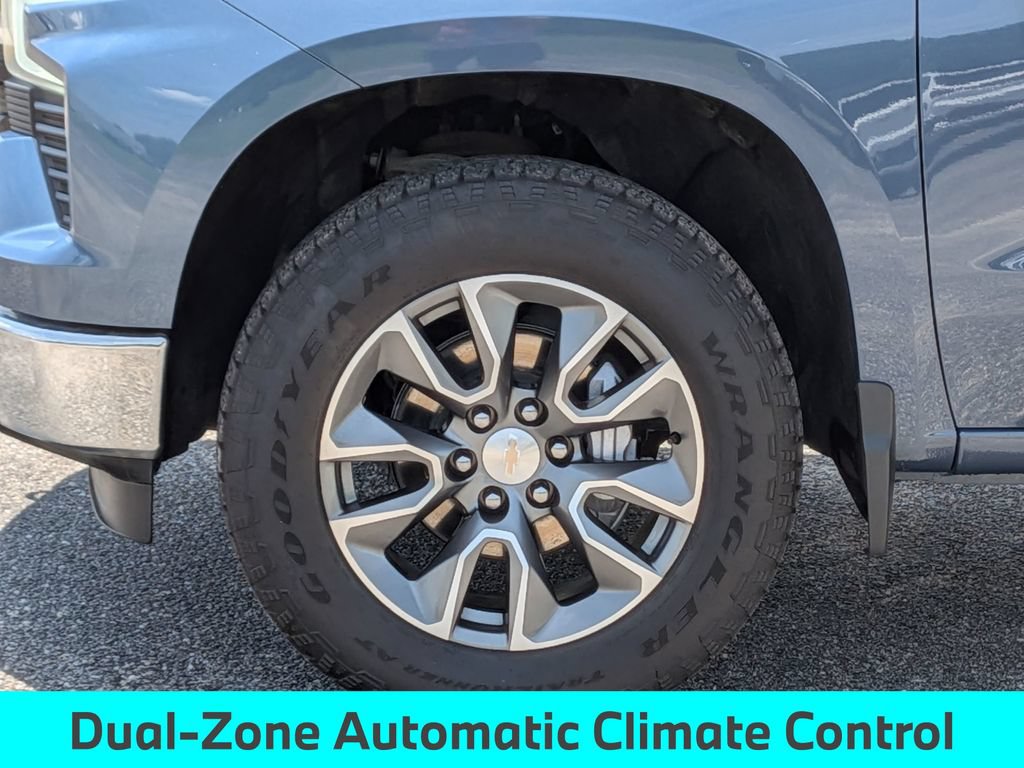 Used 2024 Chevrolet Silverado 1500 LT AWD/4WD image 12