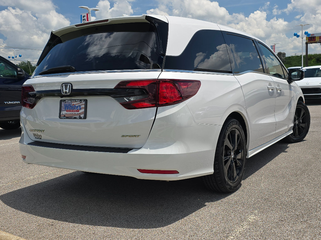 Used 2023 Honda Odyssey Sport image 8