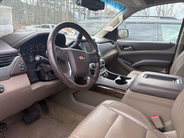 Used 2017 Chevrolet Suburban LT image 12