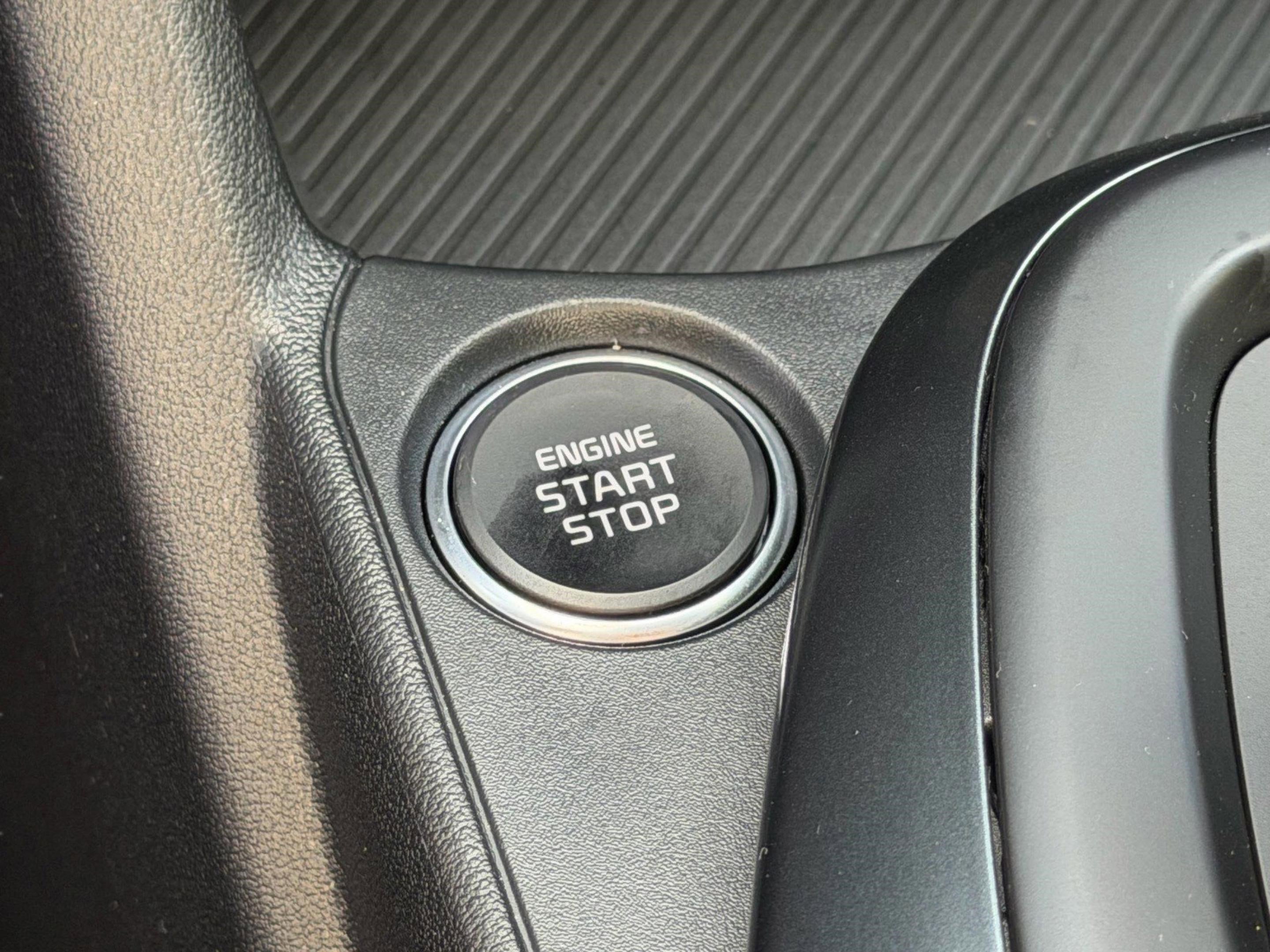 Used 2025 Kia K4 FWD image 25