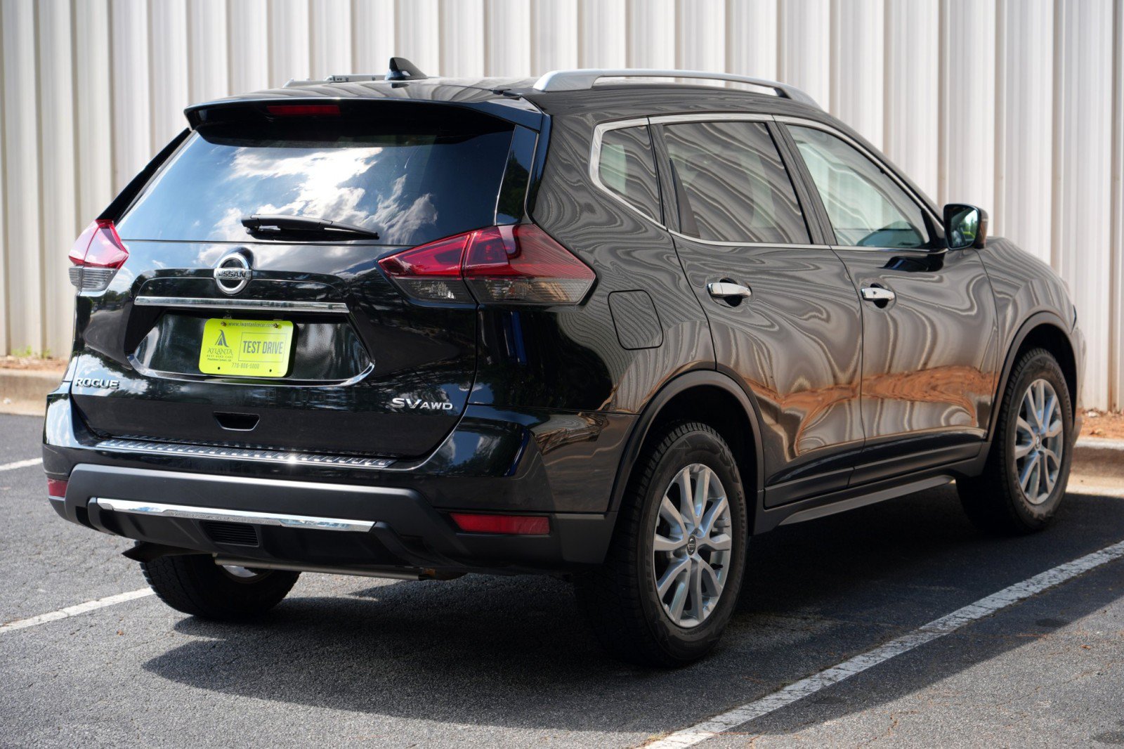 Used 2018 Nissan Rogue SV w/ Sun & Sound Touring Package AWD/4WD image 48