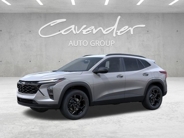 New 2026 Chevrolet Trax LT w/ Midnight Edition FWD image 2