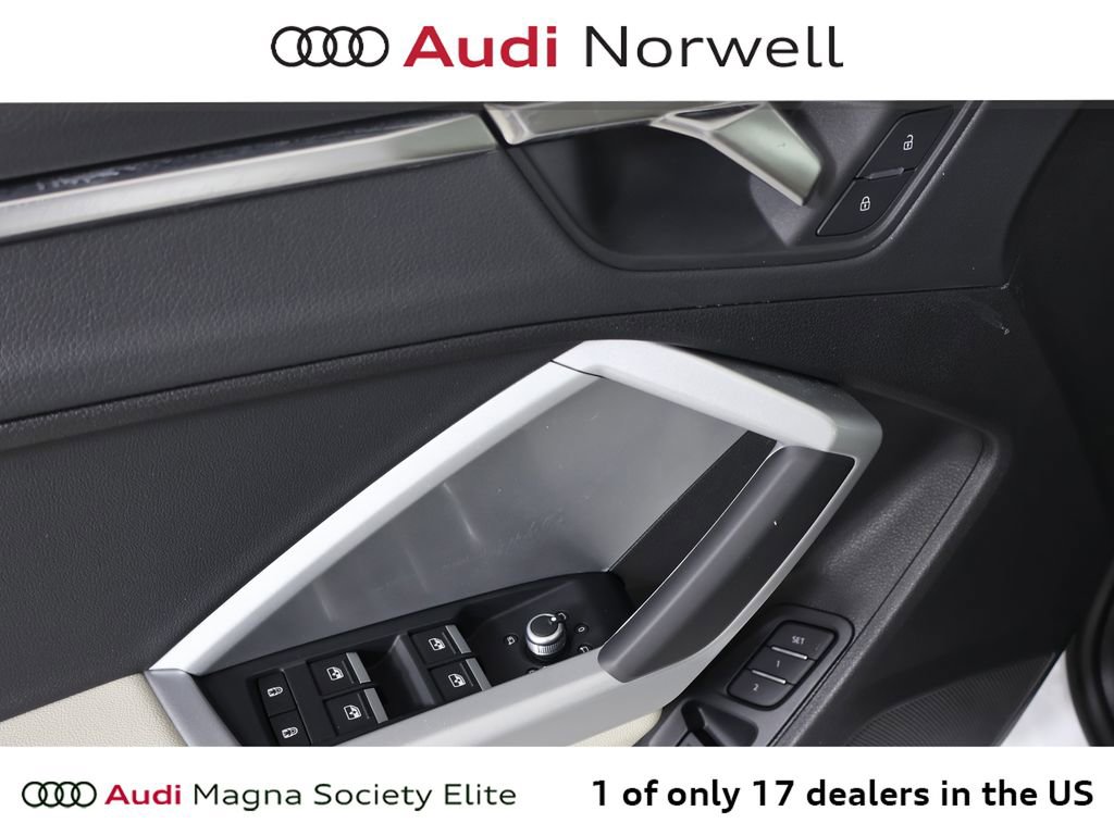 Used 2025 Audi Q3 2.0T Premium w/ Convenience Package image 21