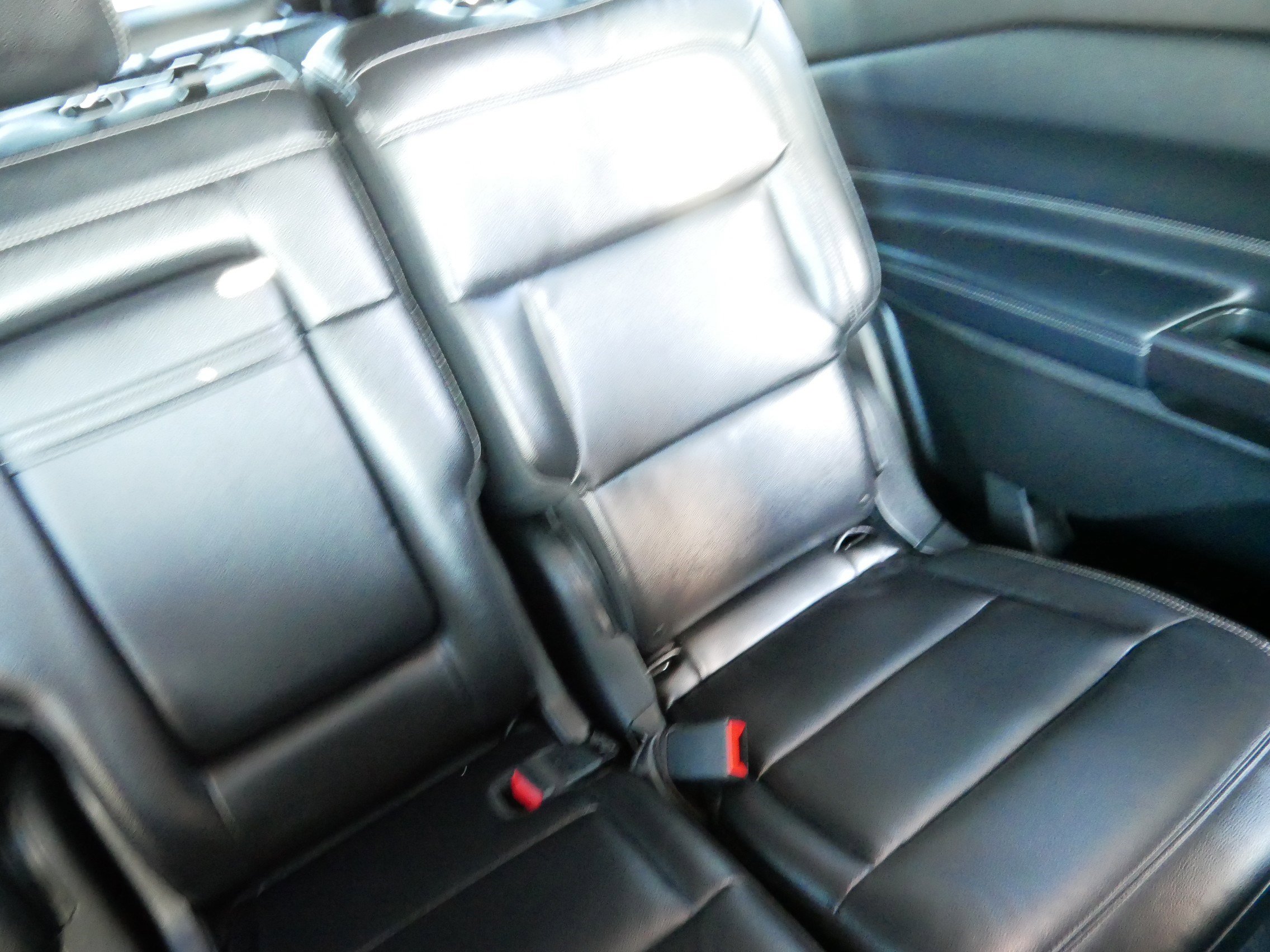 Used 2020 Ford Explorer XLT w/ Equipment Group 202A image 14