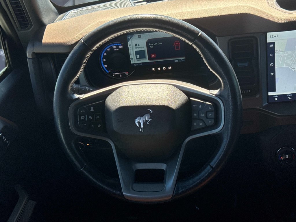 Used 2023 Ford Bronco Outer Banks AWD/4WD image 11
