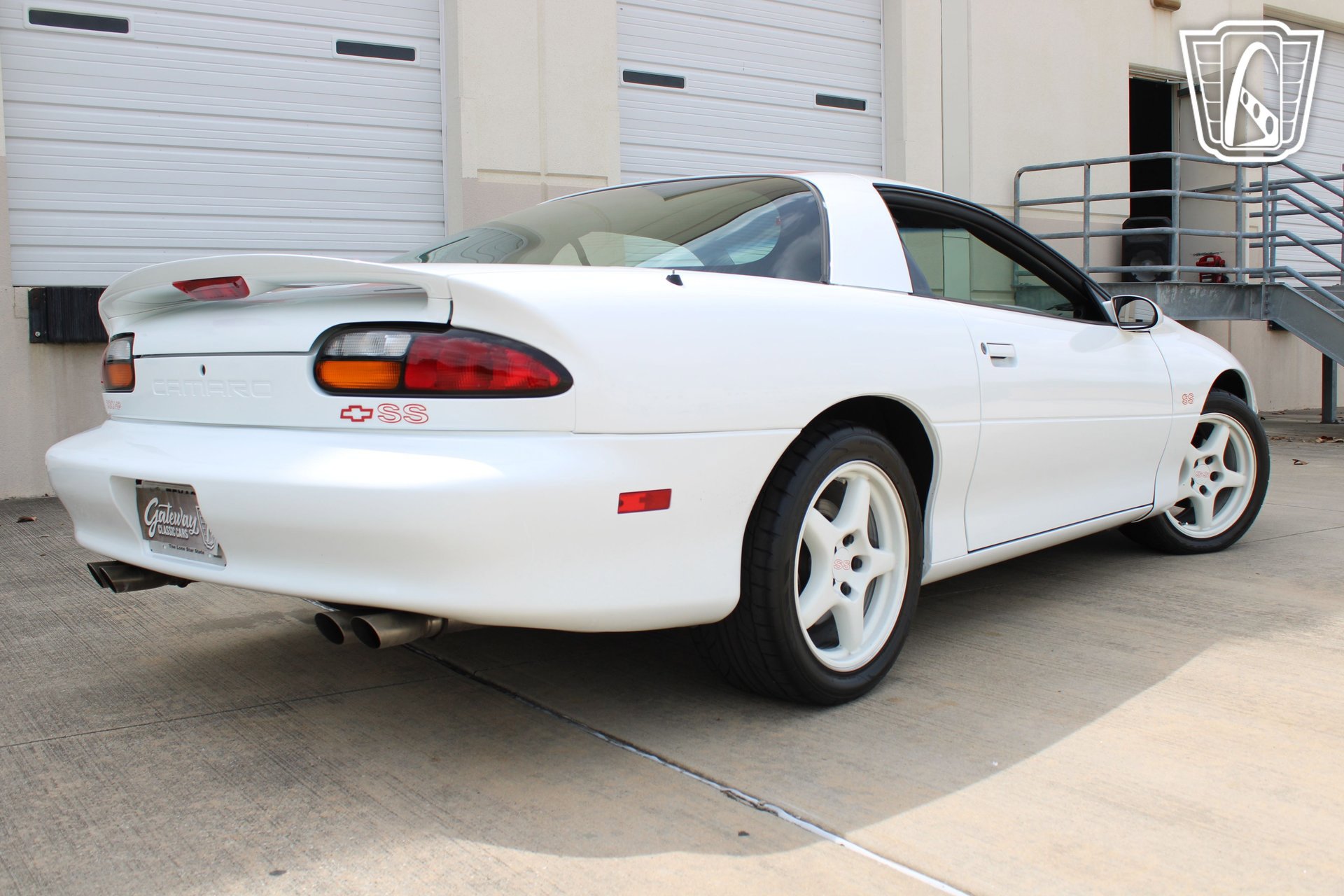 Used 1997 Chevrolet Camaro SS w/ Preferred Equipment Group 2 RWD image 13