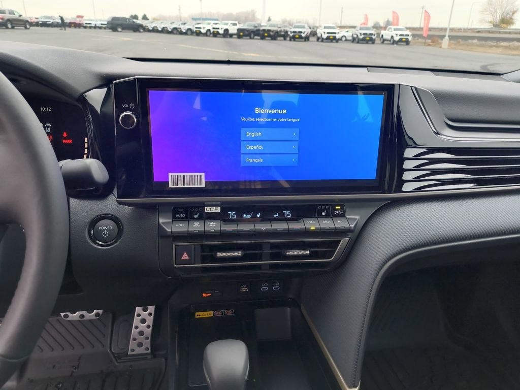 New 2026 Toyota Camry Hybrid w/ Multimedia Upgrade Package image 18