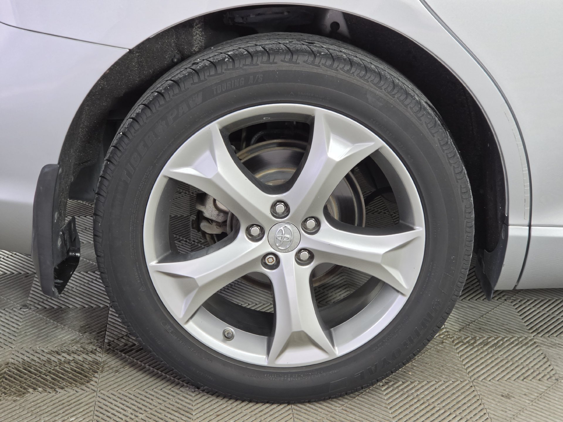 Used 2015 Toyota Venza XLE w/ XLE Premium Package FWD image 44