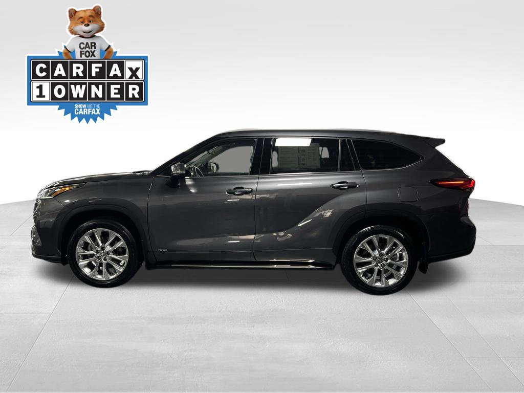Used 2023 Toyota Highlander Limited AWD/4WD image 2