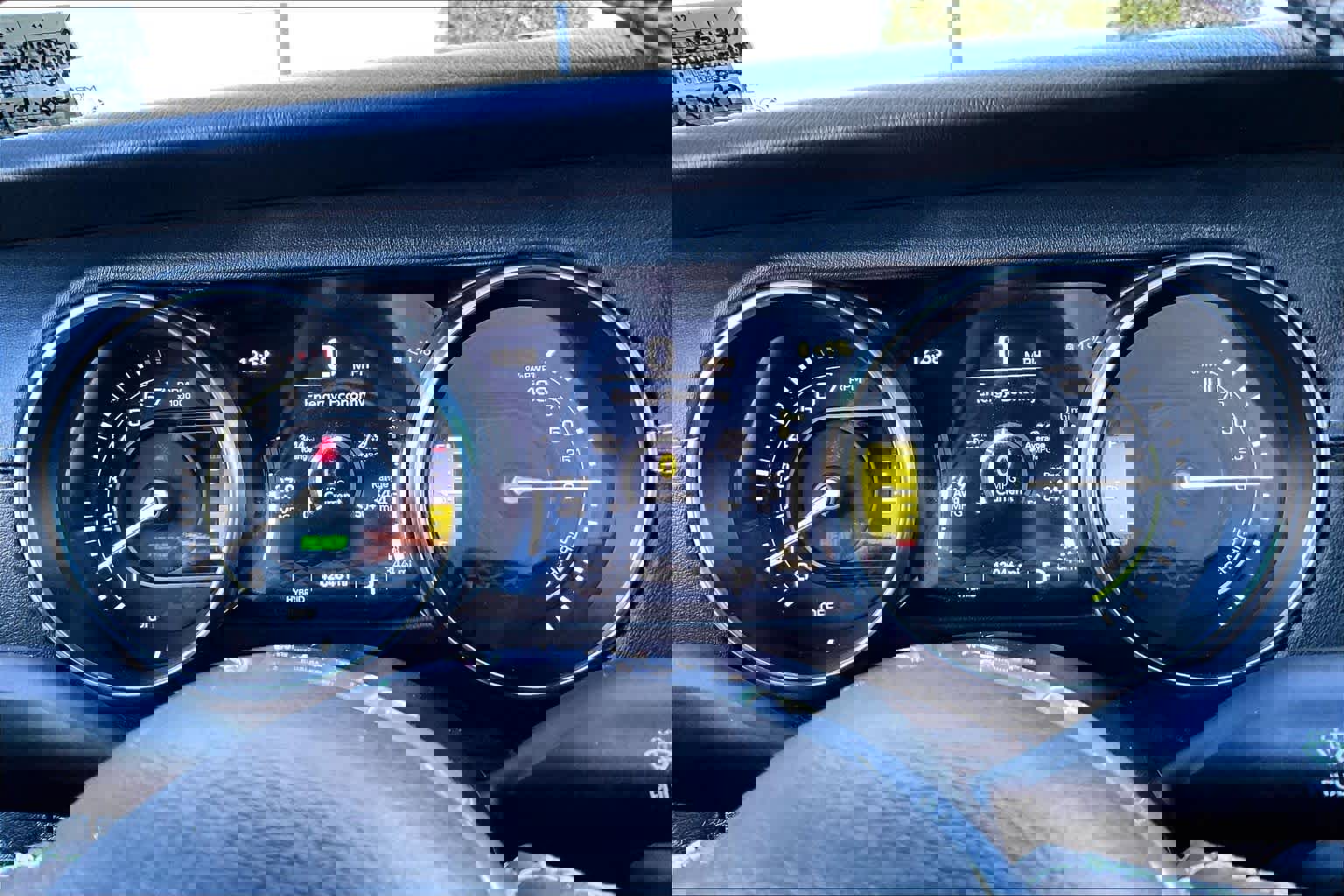 Used 2022 Jeep Wrangler Unlimited Sahara w/ Cold Weather Group image 25