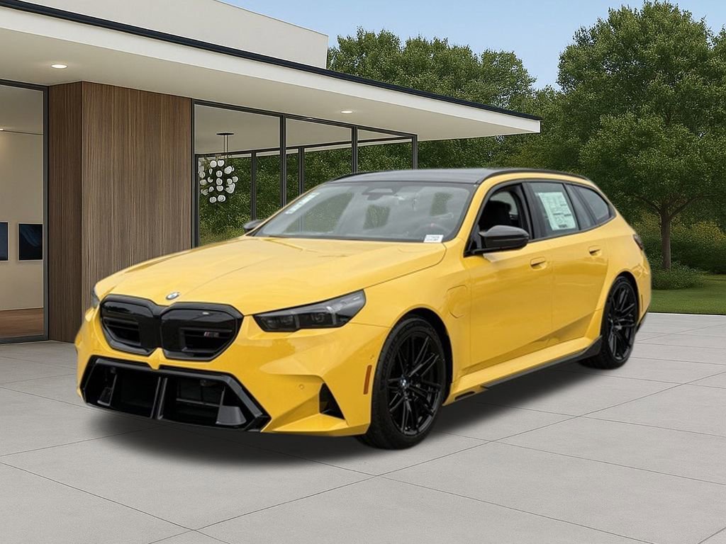 New 2026 BMW M5 Touring image 2