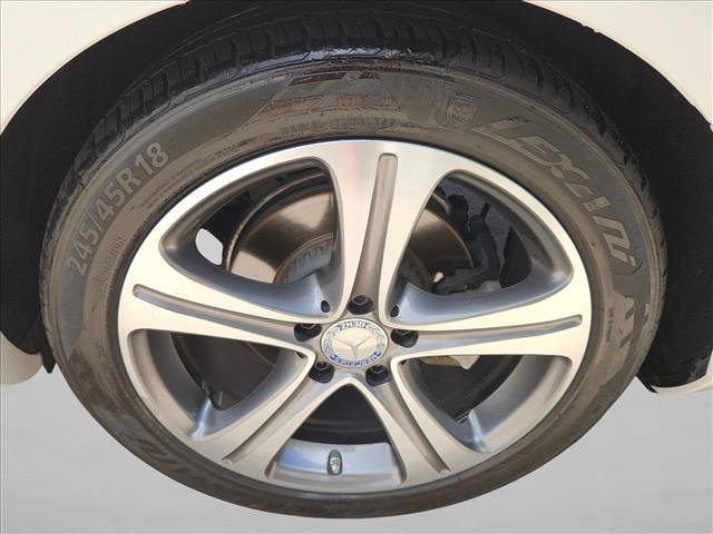 Used 2017 Mercedes-Benz E 300 image 24