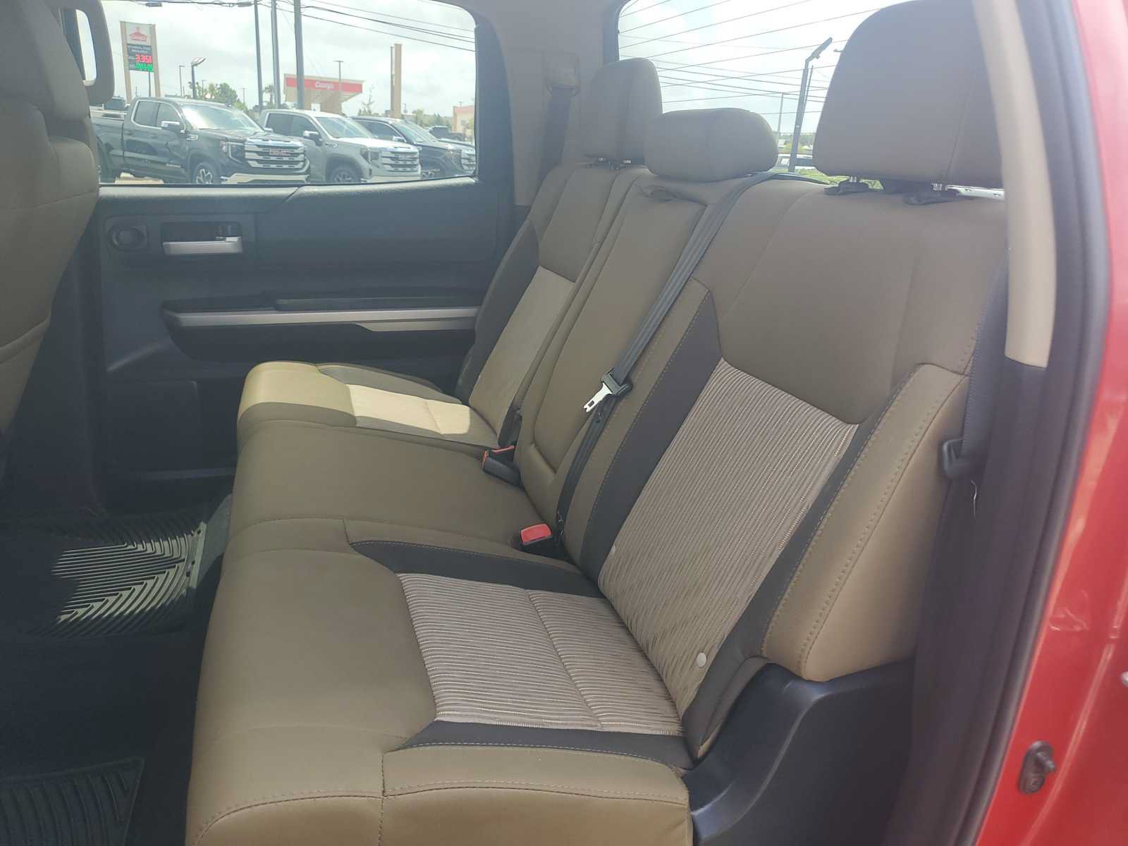 Used 2016 Toyota Tundra SR5 w/ SR5 Upgrade Package RWD image 26