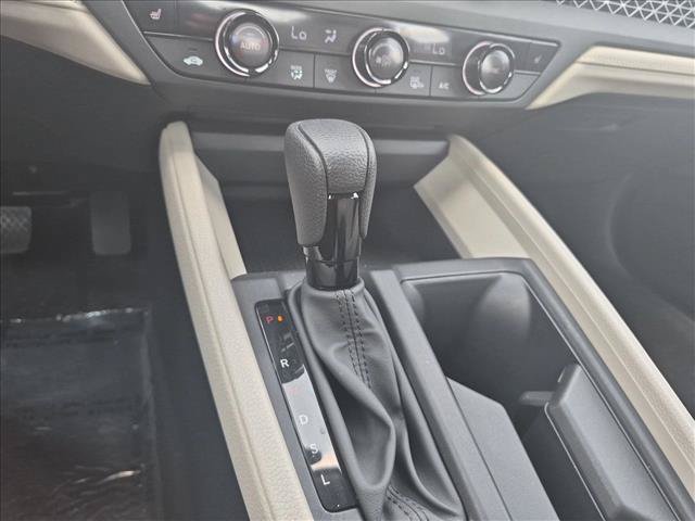 Used 2024 Honda Accord EX image 12