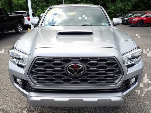 Used 2021 Toyota Tacoma TRD Sport AWD/4WD image 11
