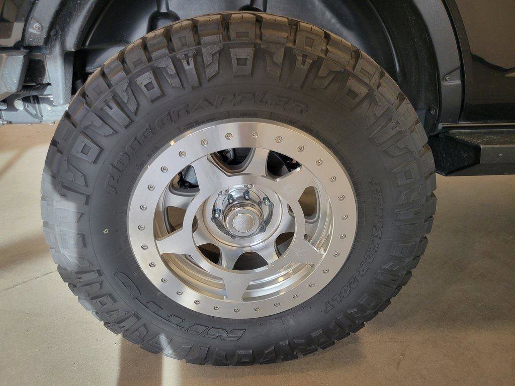 Used 2022 Ford Bronco Wildtrak image 33