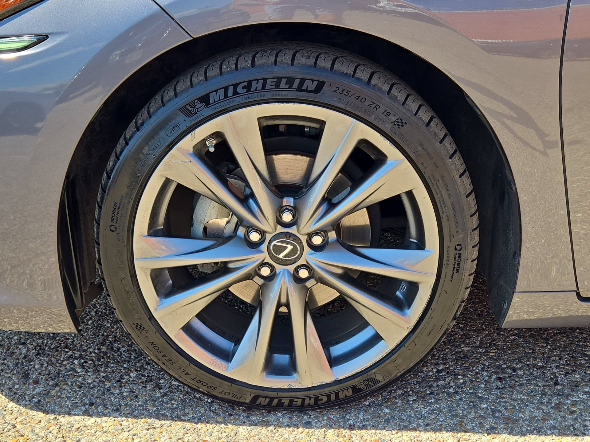 Used 2020 Lexus ES 350 F Sport w/ Accessory Package FWD image 11
