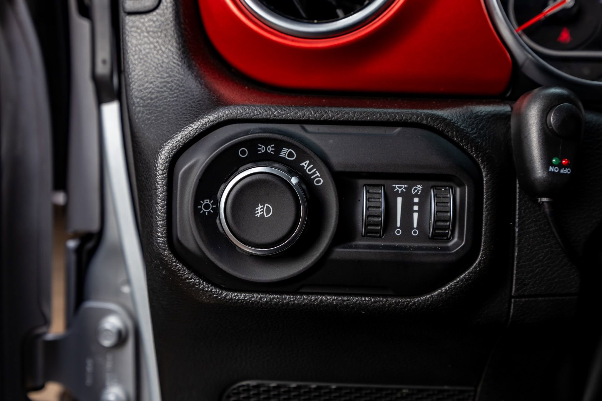 Used 2022 Jeep Wrangler Rubicon AWD/4WD image 21