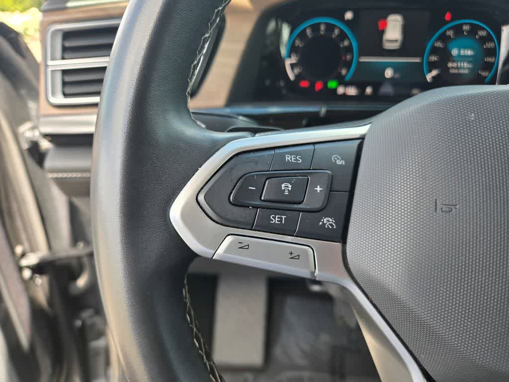 Used 2024 Volkswagen Atlas SE FWD image 21
