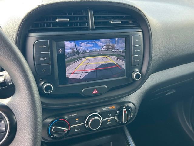 Used 2023 Kia Soul LX FWD image 23
