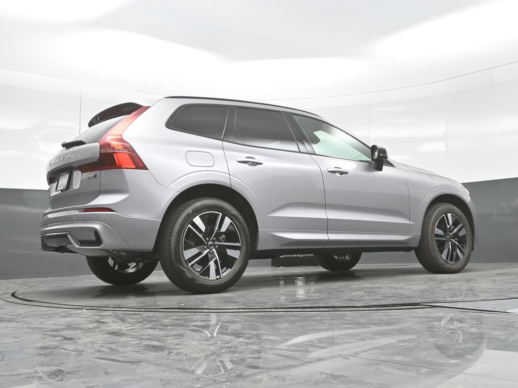 New 2026 Volvo XC60 B5 Core w/ Climate Package AWD/4WD image 46