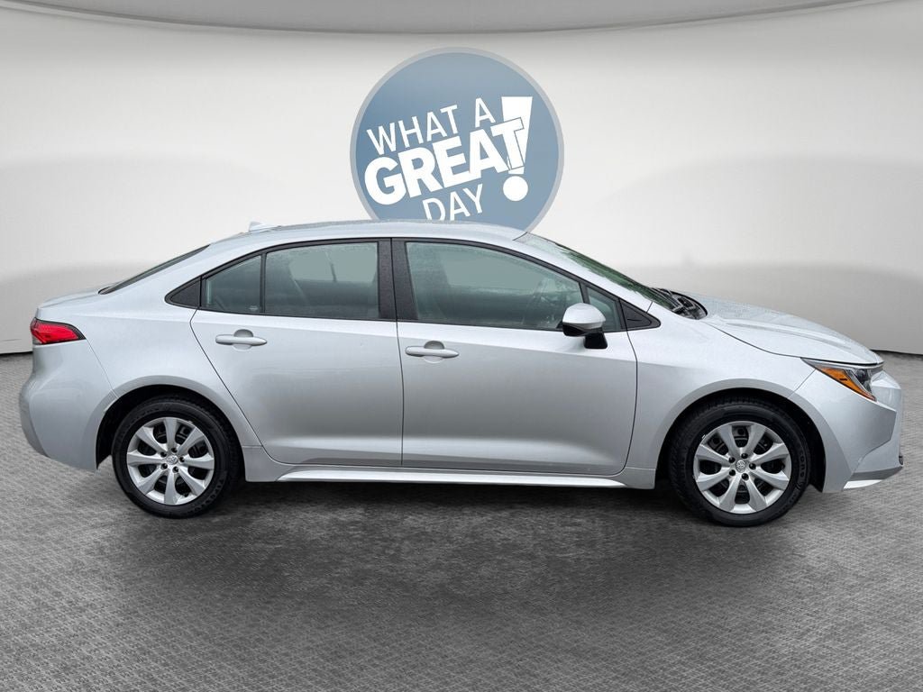 Certified 2024 Toyota Corolla LE FWD image 2