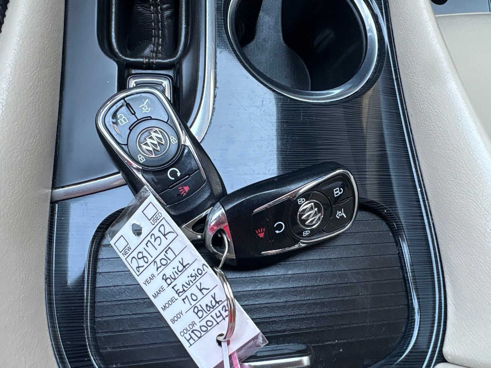 Used 2017 Buick Envision Preferred FWD image 33