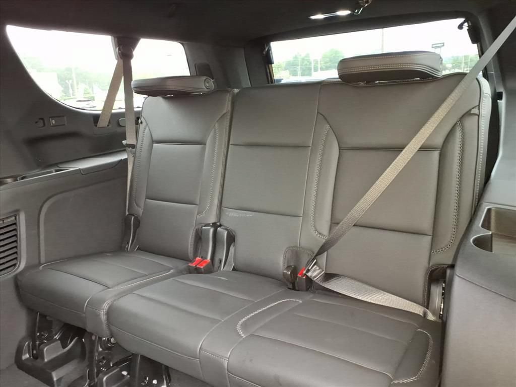 Used 2026 GMC Yukon XL Denali w/ Denali Reserve Package AWD/4WD image 23