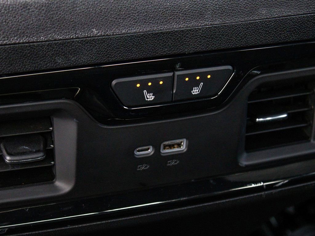 Used 2024 GMC Sierra 3500 AT4 w/ AT4 Premium Plus Package image 34