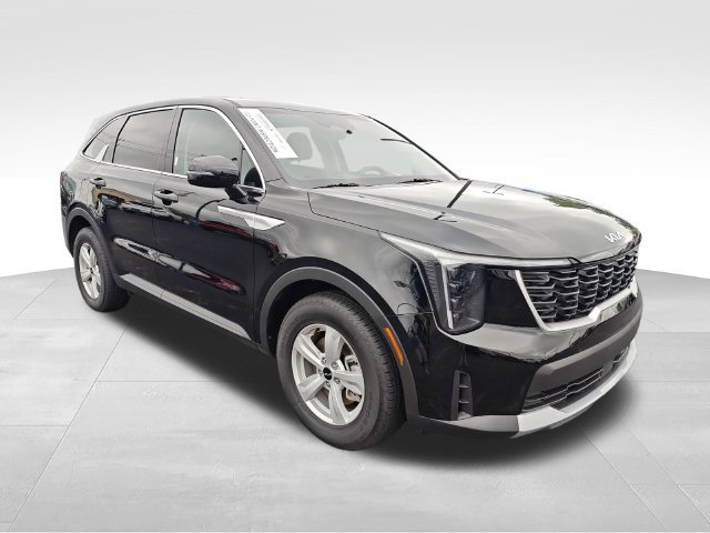 Used 2026 Kia Sorento LX FWD image 7