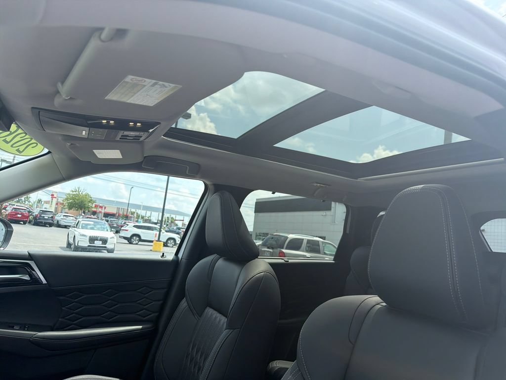 New 2026 Mitsubishi Outlander SEL AWD/4WD image 15