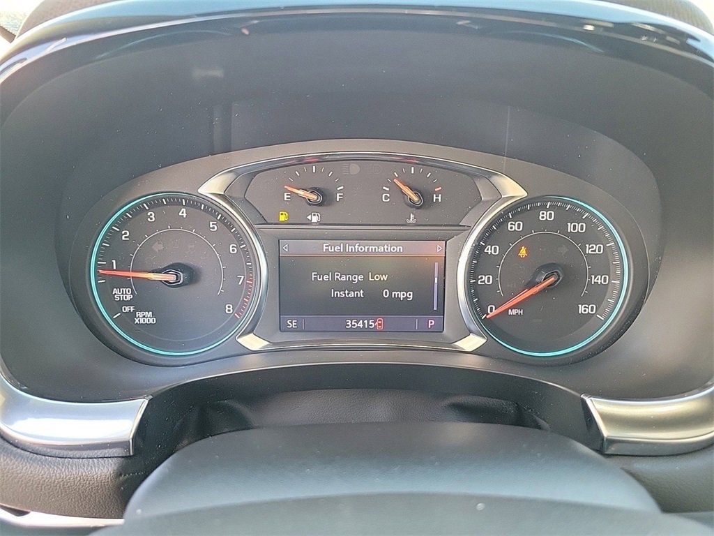 Used 2023 Chevrolet Traverse LT image 24