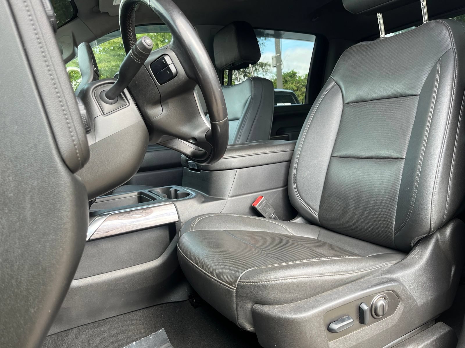 Used 2022 Chevrolet Silverado 3500 LTZ w/ LTZ Plus Package AWD/4WD image 8