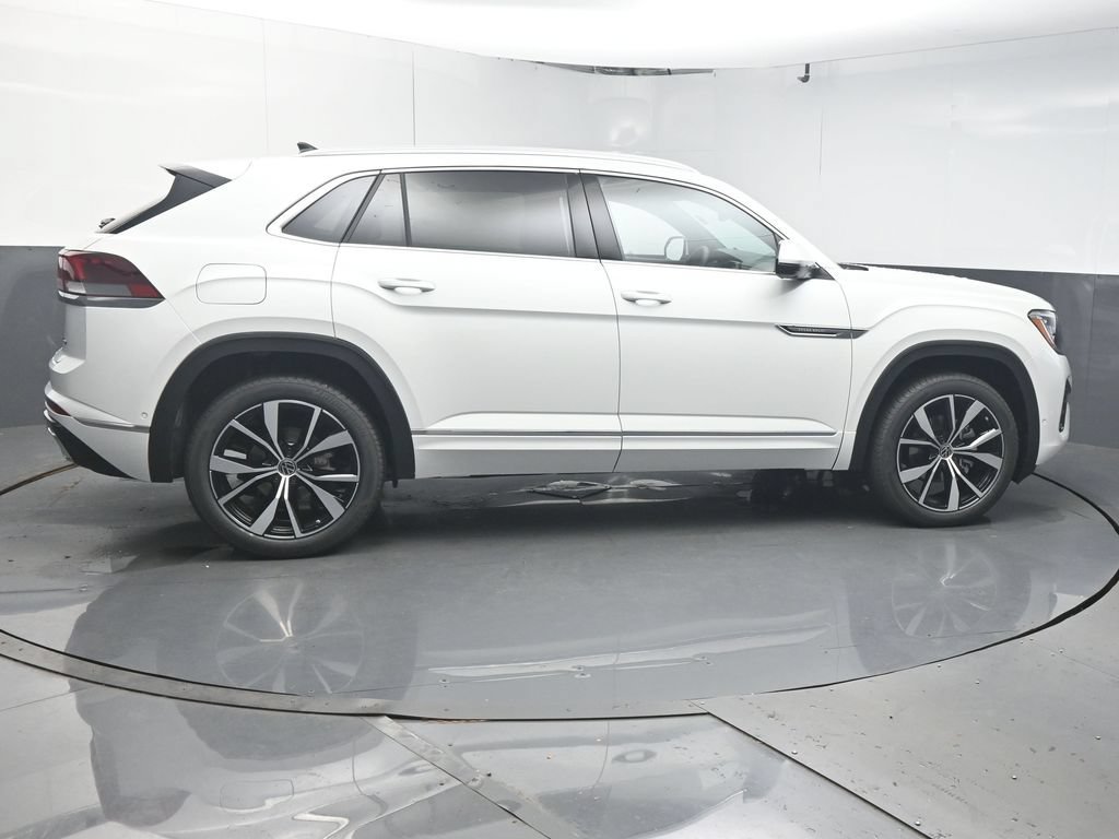 New 2026 Volkswagen Atlas Cross Sport SEL Premium R-Line AWD/4WD image 8