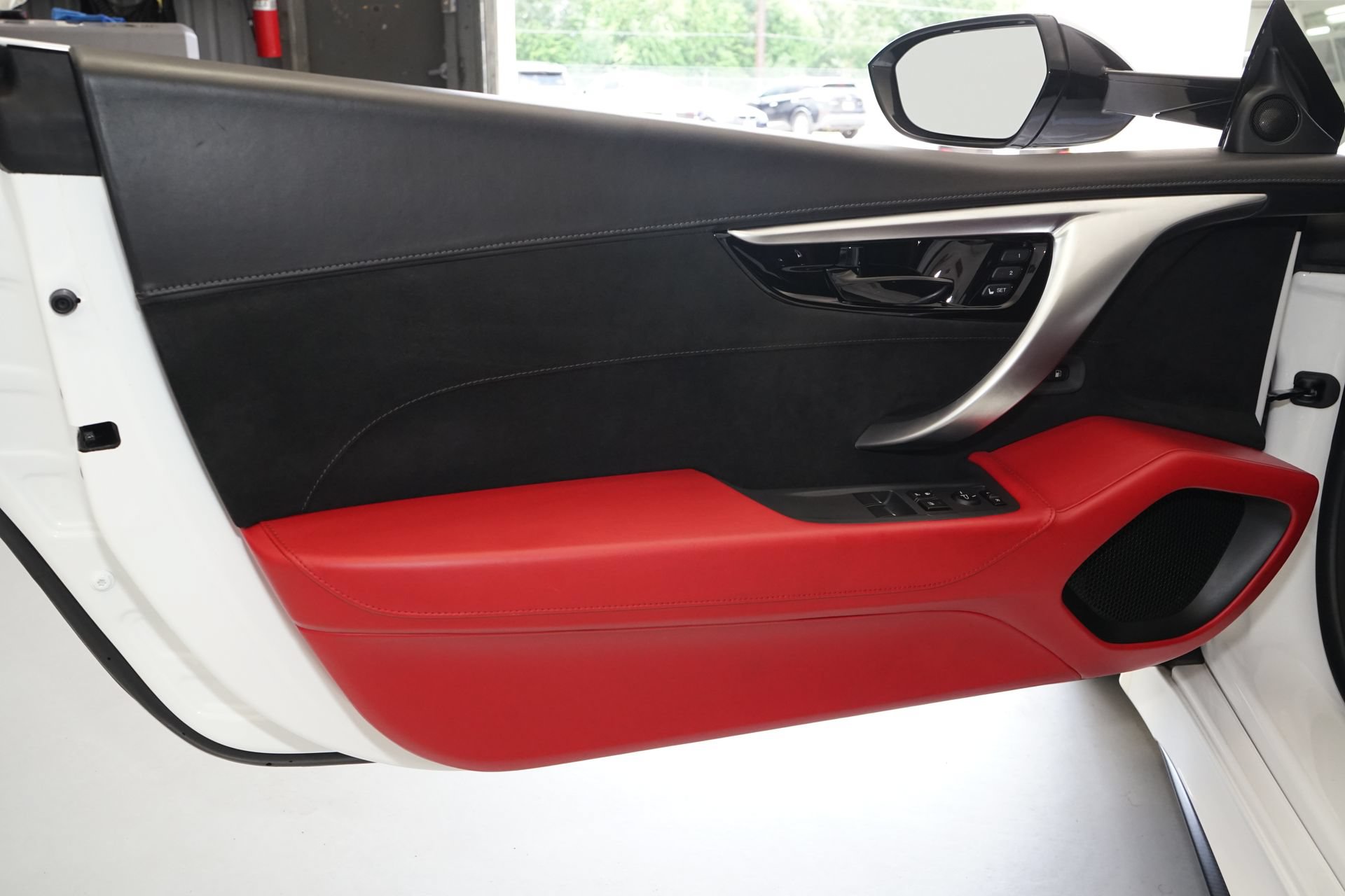 Used 2017 Acura NSX AWD/4WD image 15