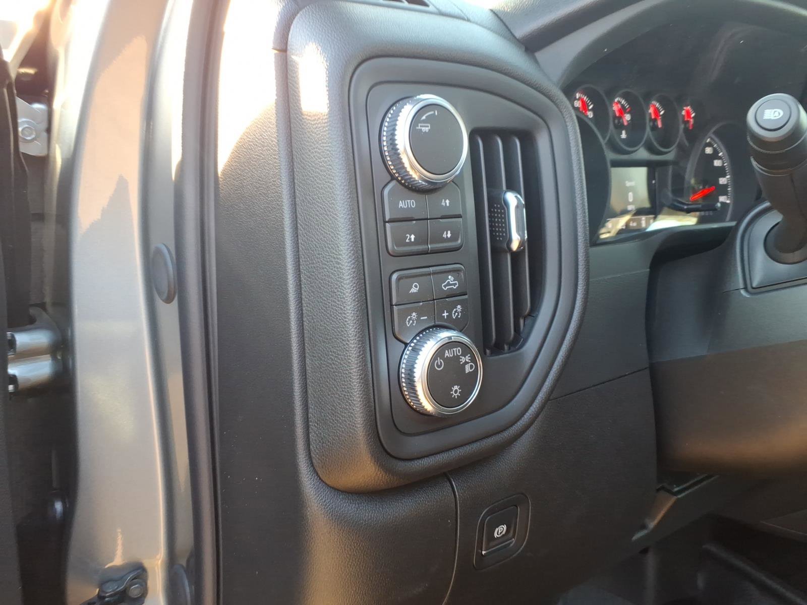 New 2026 GMC Sierra 1500 Pro w/ Pro Value Package AWD/4WD image 9