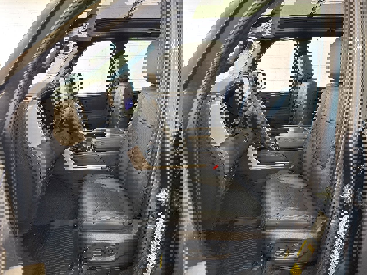 New 2026 Toyota Tundra Platinum image 15