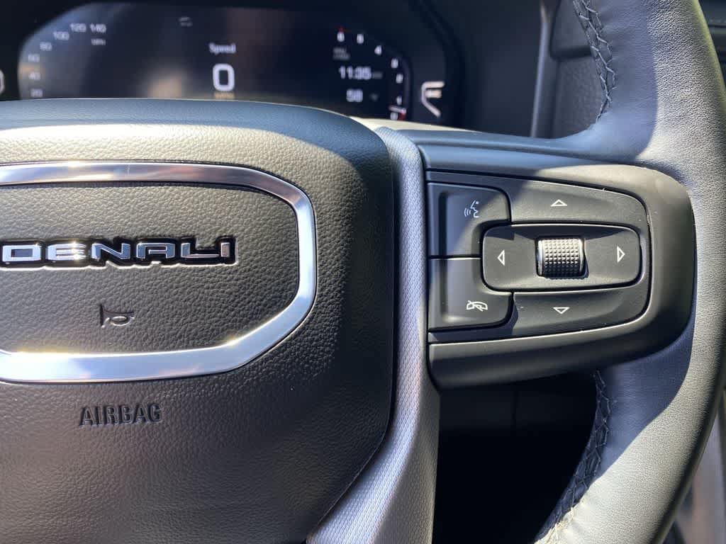 Used 2024 GMC Yukon XL Denali AWD/4WD image 21